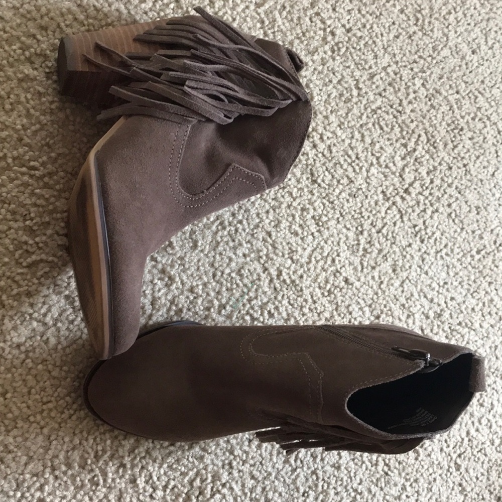 Steve Madden booties